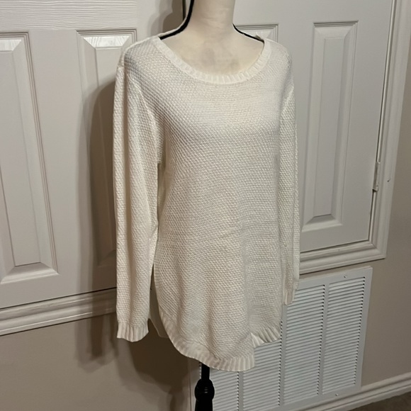 Rue21 ivory textured lightweight sweater Size M - Picture 1 of 17